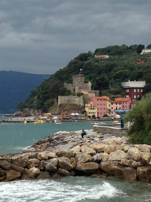 La Terrazza Al Tramonto Citra Apartment Lerici Cameră foto